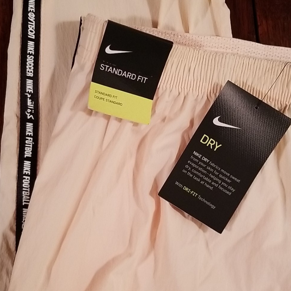 Nike Women's Peach Track Pants with Black Side Tape - Picture 7 of 9
